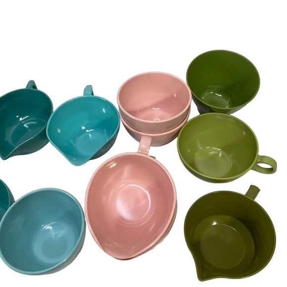 Vtg 60's Coffee Cups Mugs Lot 20 pieces Melamine Blue Pink‎ Green Teal Brown Tan - Picture 5 of 15
